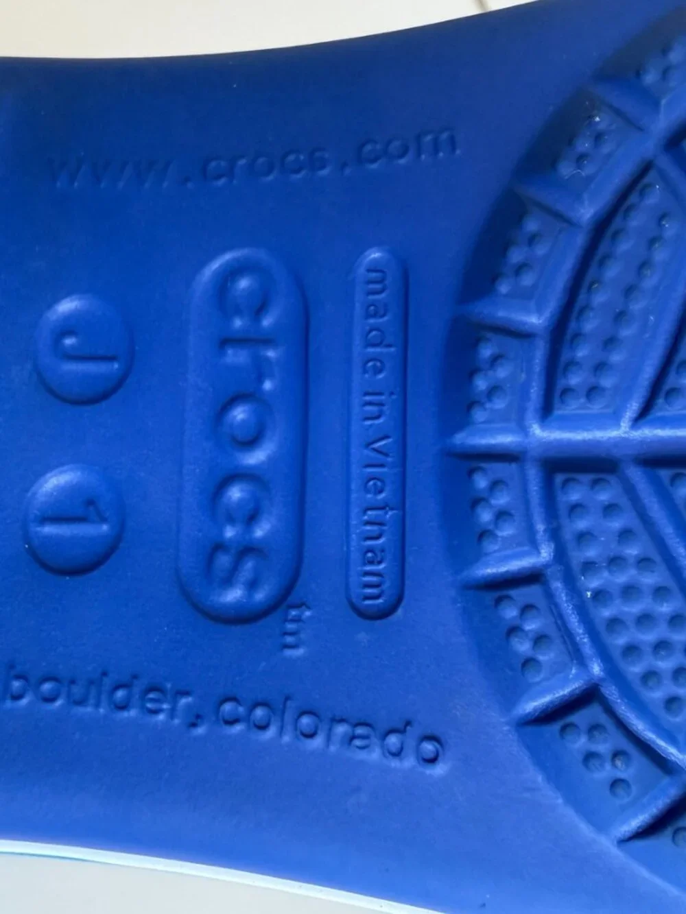 CROCS classic crocband